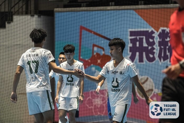 台中旅人9名球員進球　17比3大勝立青虎翼