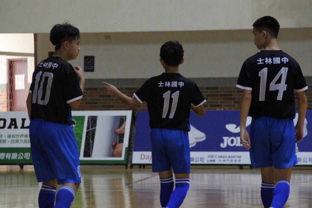 球員缺乏信任流於單打獨鬥 士林國中努力找回凝聚力 球員缺乏信任流於單打獨鬥 士林國中努力找回凝聚力