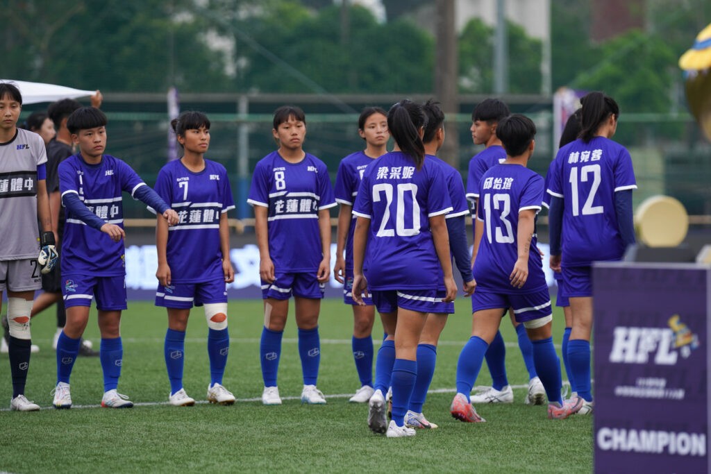花體女足輸在最後3分鐘屈居亞軍　基層現況讓教練有些灰心