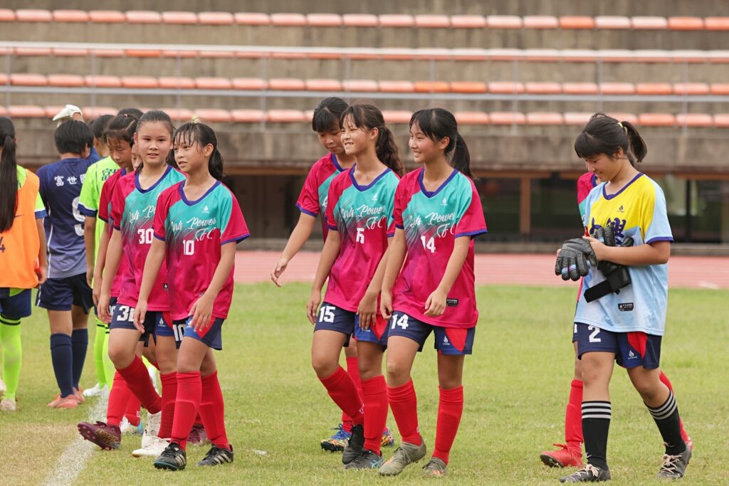 從對抗到相知相惜組成Girls Power 小學最後一年拼少年盃留美好禮物 從對抗到相知相惜組成Girls Power 小學最後一年拼少年盃留美好禮物