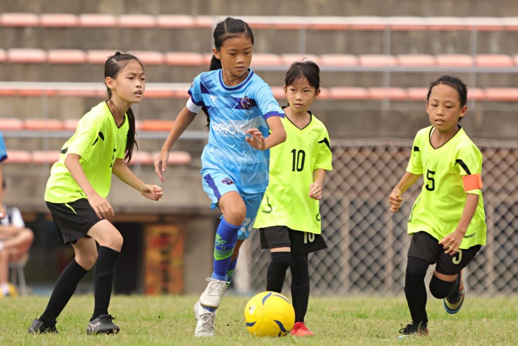 小球員「自主號召」組成大興女足隊 首參與少年盃目標就是奪冠 小球員「自主號召」組成大興女足隊 首參與少年盃目標就是奪冠