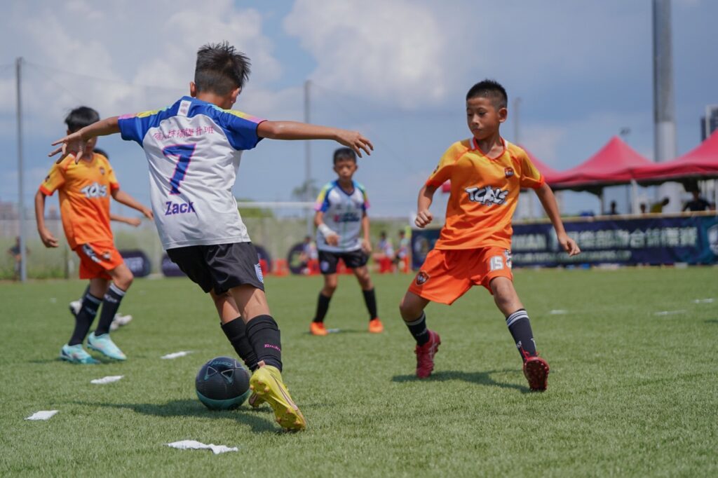 不同足球文化的衝擊 來自香港Sunny Soccer的一對一理念 不同足球文化的衝擊 來自香港Sunny Soccer的一對一理念