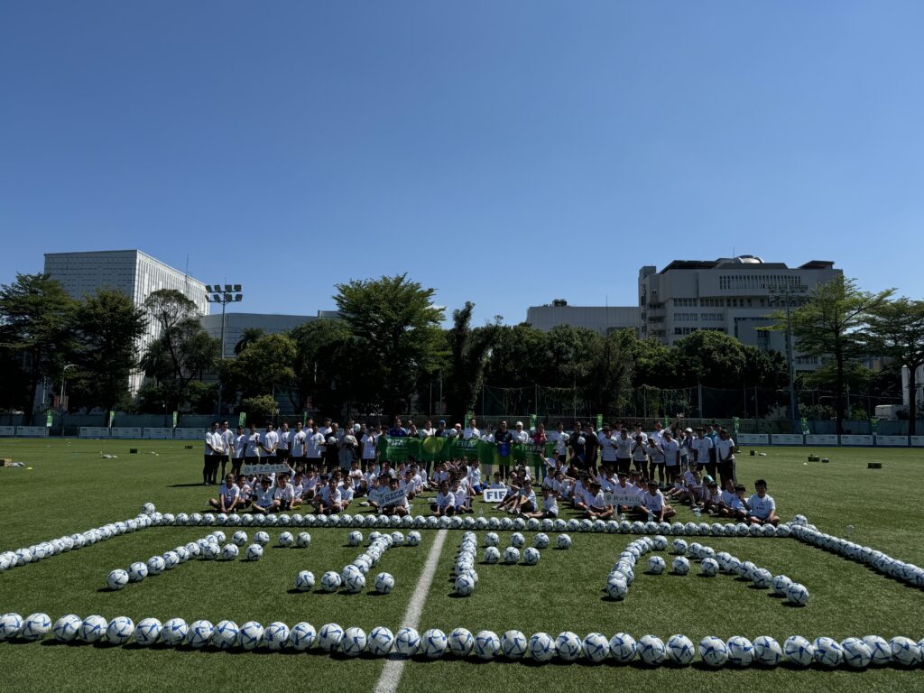 訪談FIFA Football for Schools計畫主持人 目的讓學童喜歡踢足球願意接受更深入指導 訪談FIFA Football for Schools計畫主持人 目的讓學童喜歡踢足球願意接受更深入指導