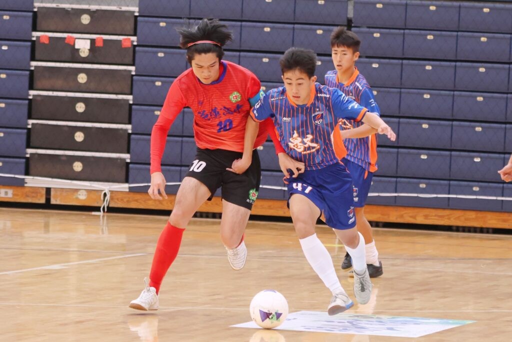 中學5人制／拚學測也不讓體能掉下來　花中隊長劉品佑學業足球兼顧是球隊標竿